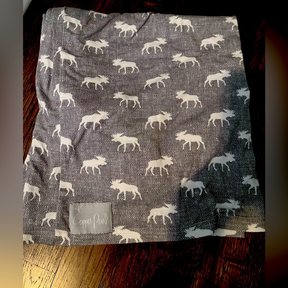 Cooper pearl baby multi use baby cover